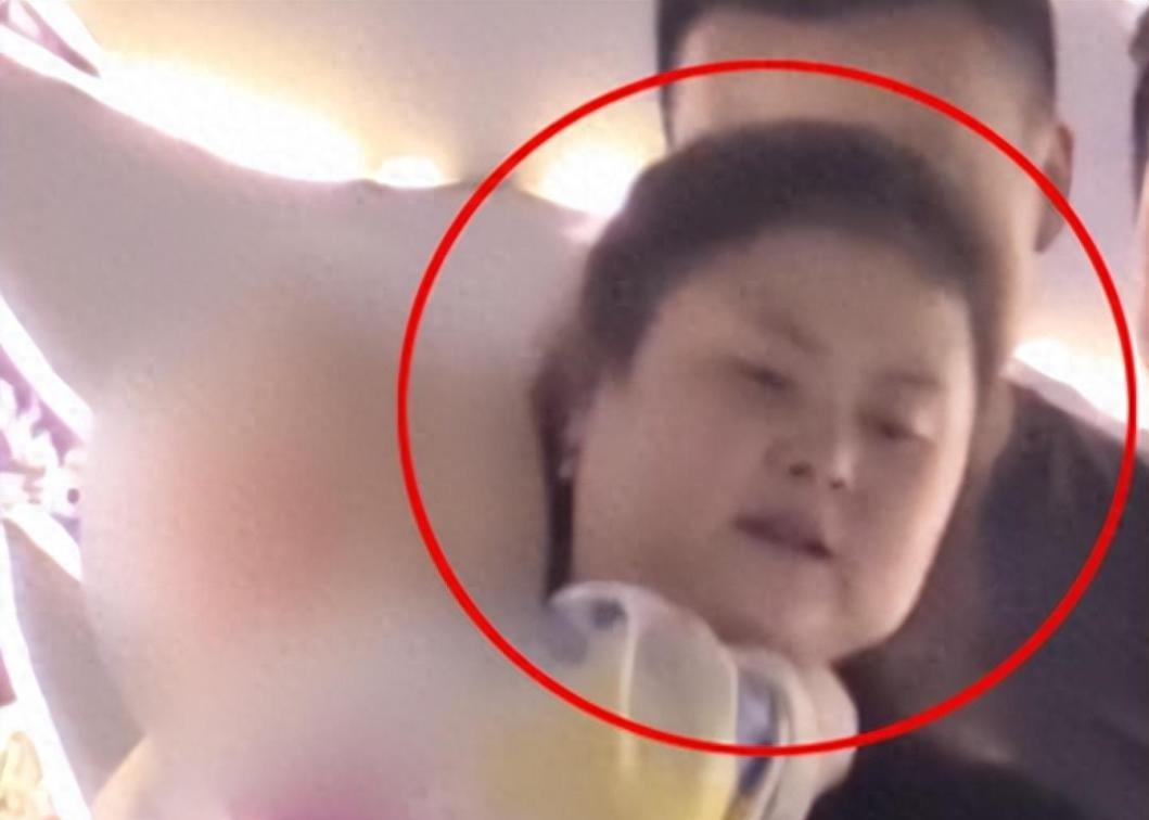 “胖成球”的沈腾老婆,让我们看到了娱乐圈的残酷真相