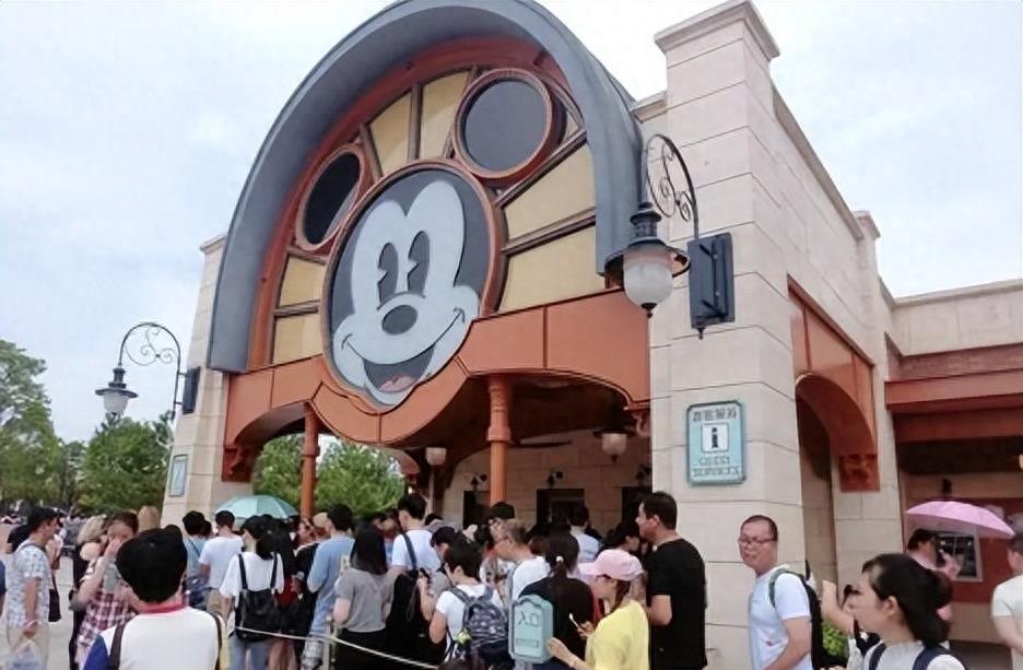 “傻姑”黄小蕾:被杜淳狂追,38天闪婚闪孕,被迪士尼“封杀”了