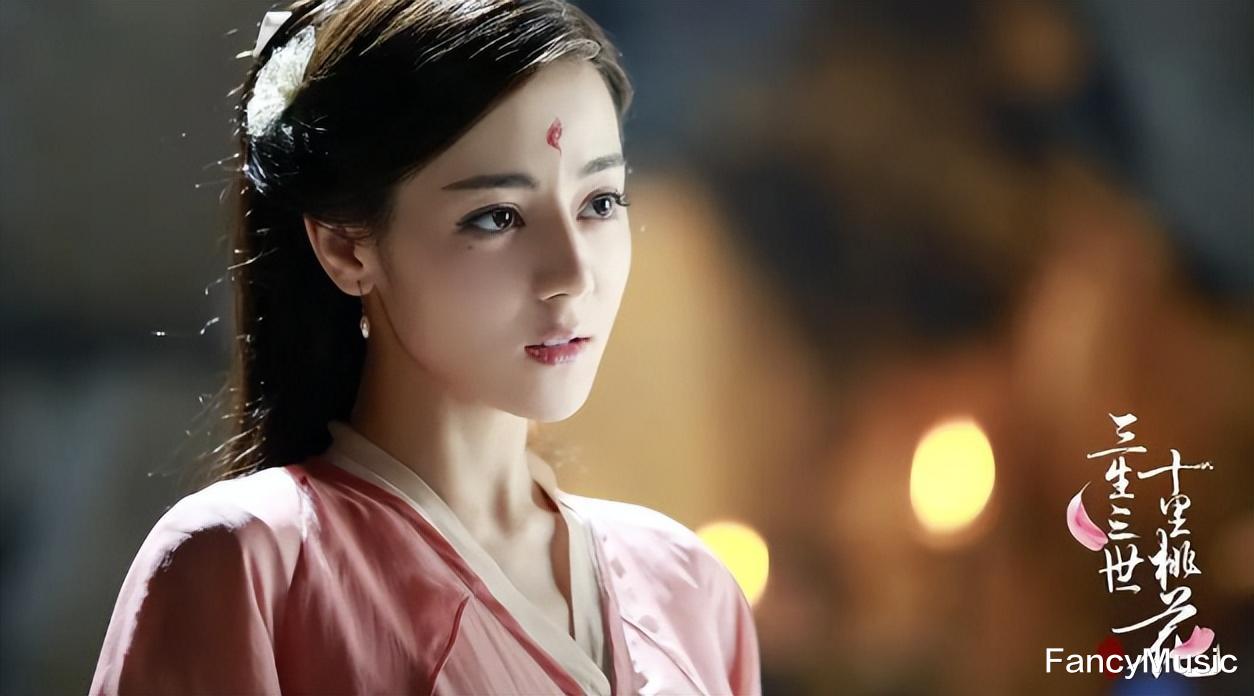 迪丽热巴表妹上节目,颜值高不输热巴,网友断言称:红不了!