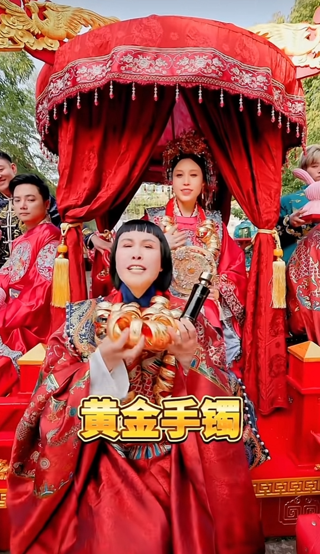 豪宅|富婆小16岁老公赴欧洲,或缺席继女婚礼,陪嫁豪车豪宅,生父现身