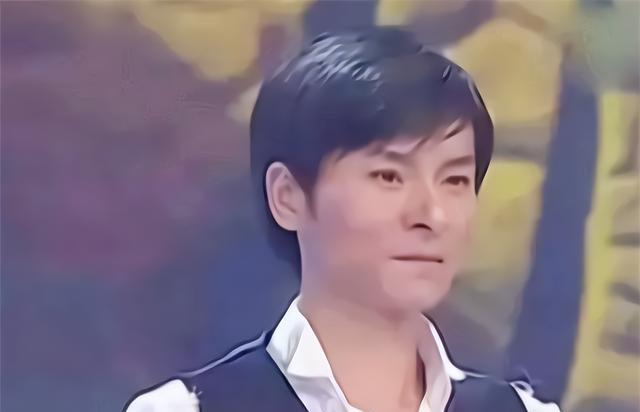 |纪实：“山寨版刘德华”：因太像本人被央视签约，排场比真人还大
