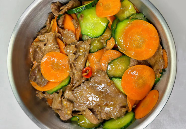 胡萝卜|重阳节将至，有钱没钱，多给家人吃这菜，营养全面，顺利过冬