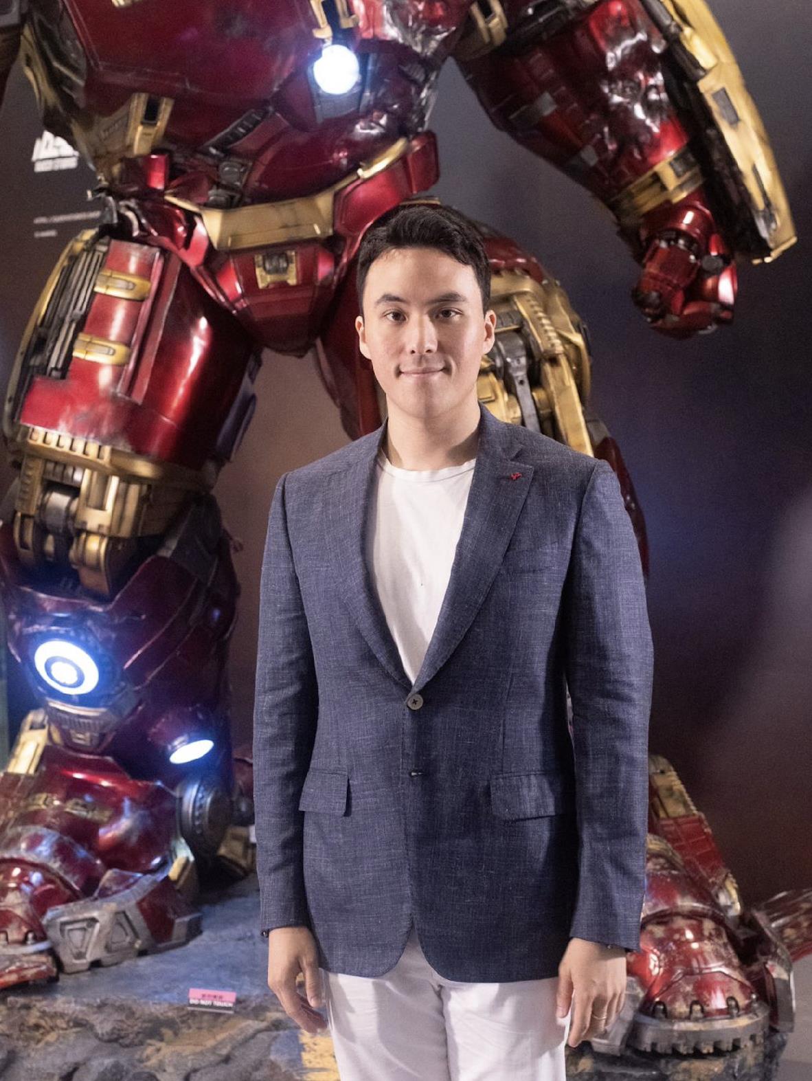 何猷启离婚三年自曝感情现状,称感情健康会再婚,自认为人不多情