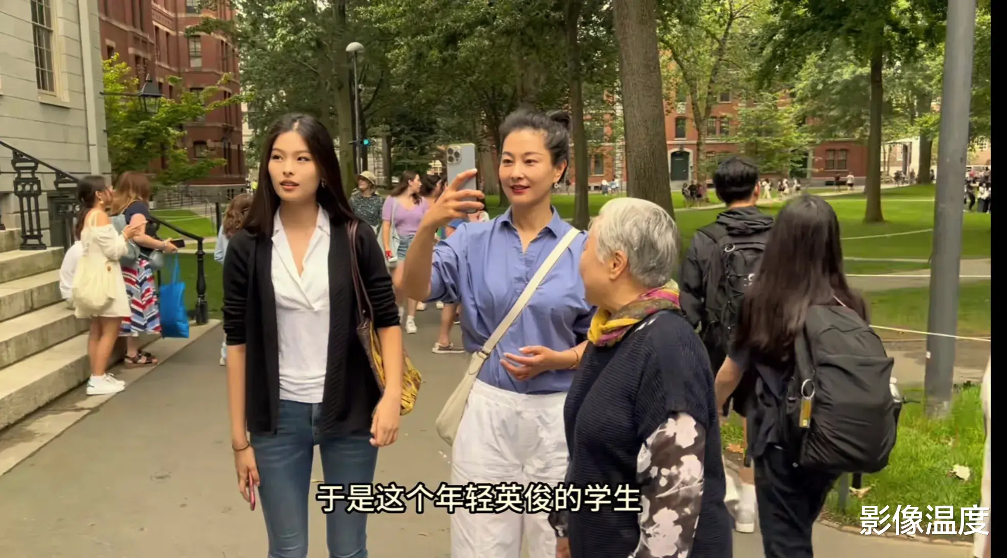 57岁老演员三代定居美国：高调炫耀奢华生活，声称我奋斗的当然要享受！