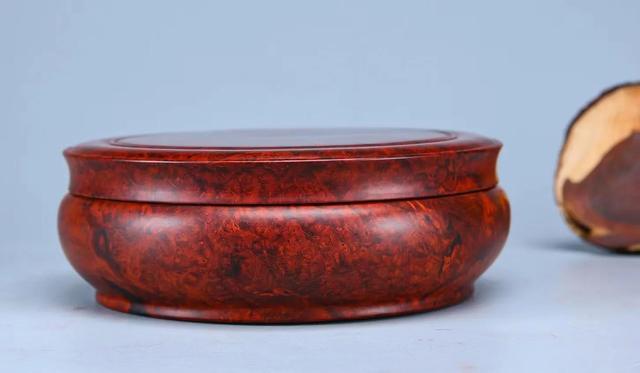 小叶紫檀|纹如火，瘤疤生！小叶紫檀满瘤疤聚宝罐/首饰盒