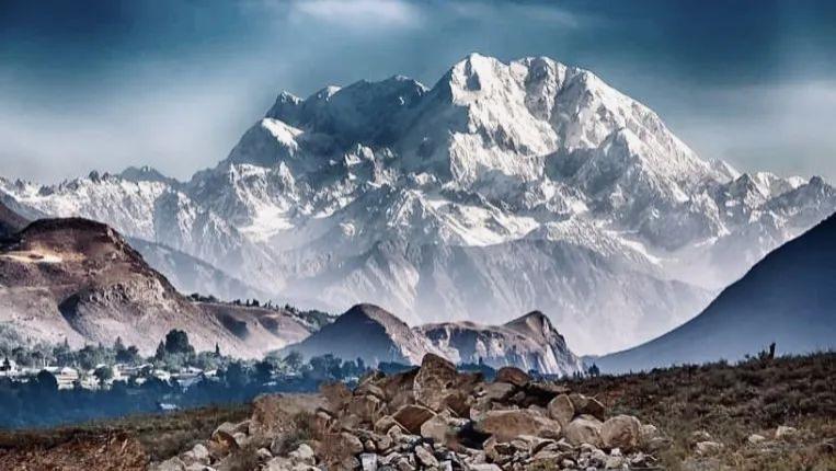 兴都库什山|兴都库什山脉最高峰蒂里奇米尔峰的精彩首登故事
