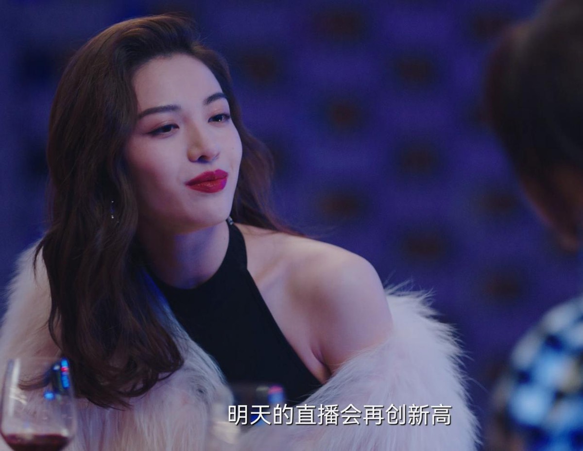 龚俊被官媒点名，不是夸是批评，言辞直戳粉丝肺管子