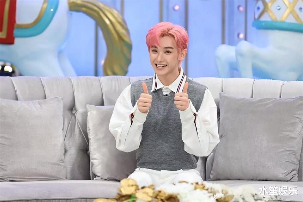 高卿尘|泰星高卿尘回国参加综艺，分享在中国拍戏的不同体验，现场教中文