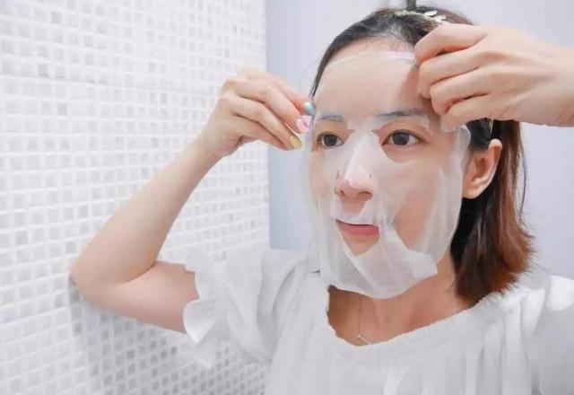 护肤美容 女人一旦过了35岁，敷面膜要牢记这“3不要”，否则敷了也白敷！