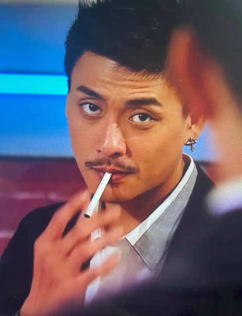 大瓜！43岁黄宗泽被曝已婚生子，老婆是新晋演员，两人相差18岁