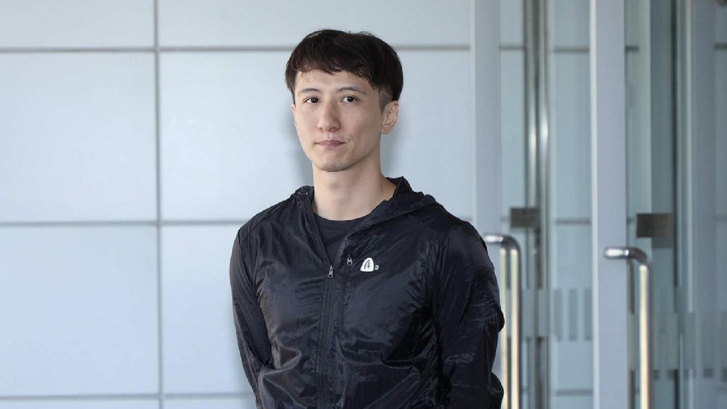 又一劣迹艺人！香港知名歌手被判入狱两周，婚内出轨还家暴前妻