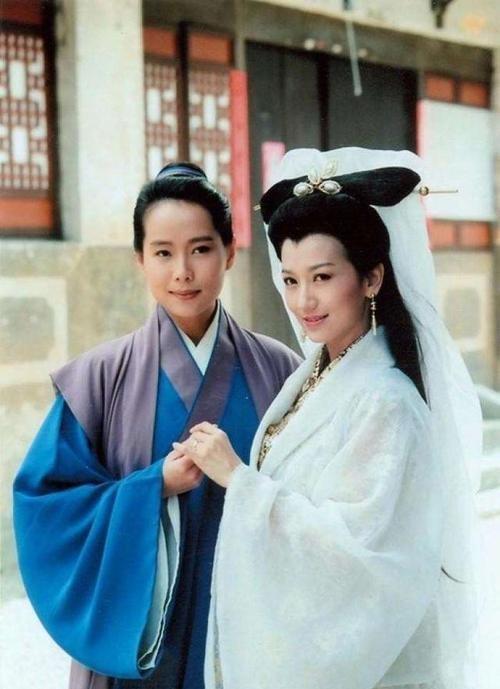 当年为什么非要找个女人演许仙?时隔12年,赵雅芝说出了当时原因