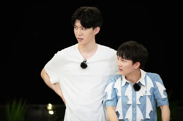 李崇霄|新《跑男》8人海报官宣!从排位看端倪:本季队长由谁担任?