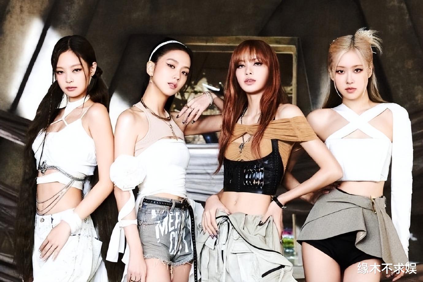 Lisa和金智秀巴黎逛街！小腹隆起、脸色憔悴，金智秀素颜认不出！