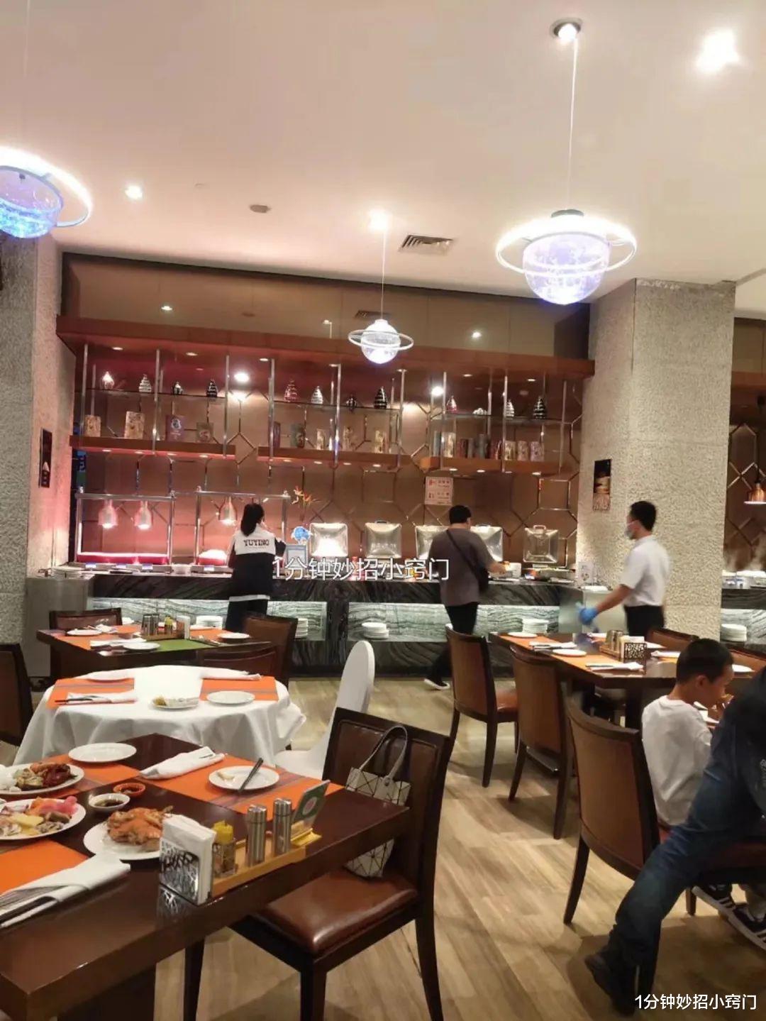 |自助餐为何一吃就饱？内部员工说出猫腻，怪不得吃不回本