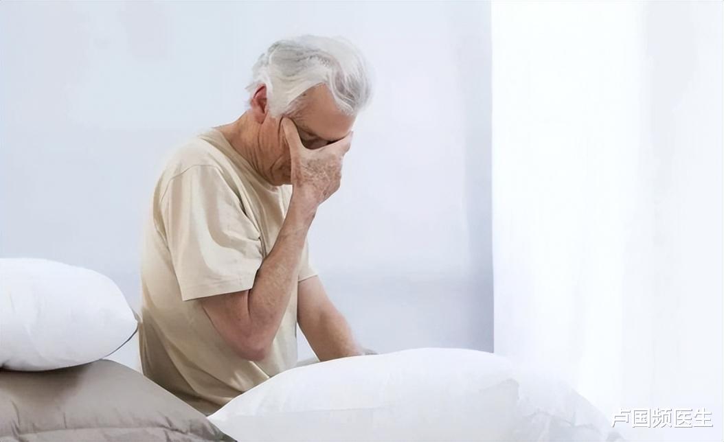 长期抽烟的人，如果睡醒后没这4种现象，那说明你的肺部还算干净