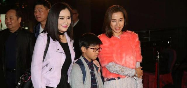 麦家琪|艳星麦家琪意外现身聚会,为午马遗孀庆生日送祝福