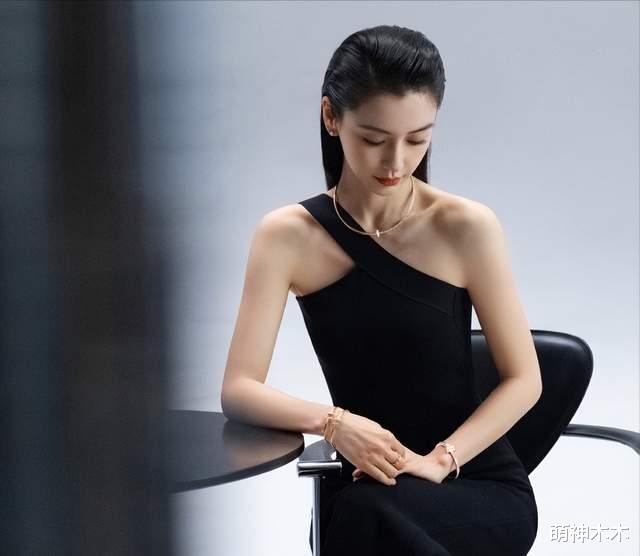 贾玲 女明星减肥有多狠？baby近照瘦成大头娃娃，贾玲要减100斤！