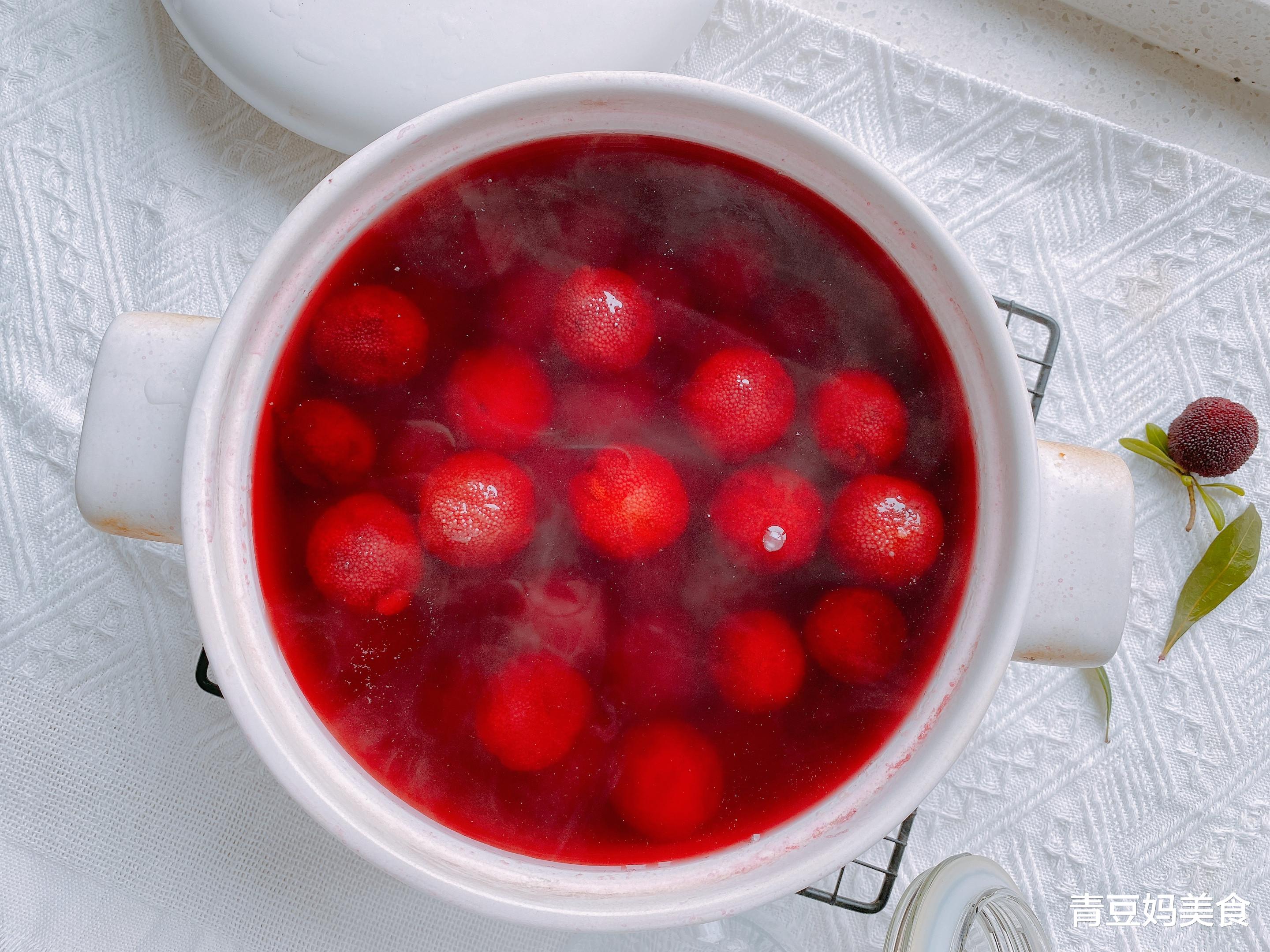 冰糖|夏天别错过杨梅罐头，2分钟学会，冰爽清甜，开胃补水，保质期久