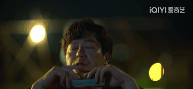 张颂文|一夜爆红，凭什么？