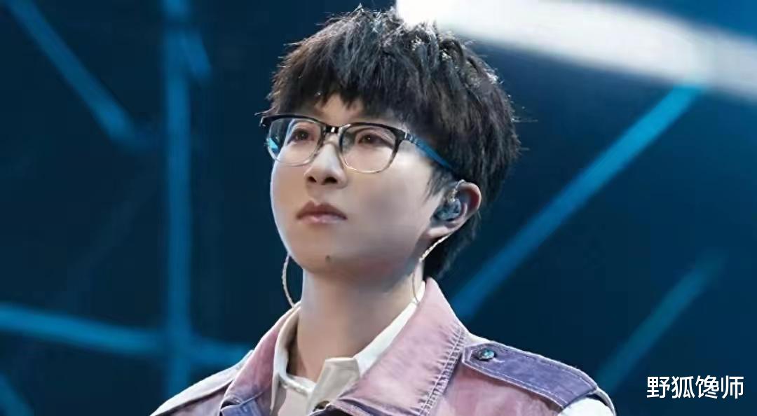 传闻毛不易病情严重，后续活动暂停，知情人透露说筷子都拿不稳。