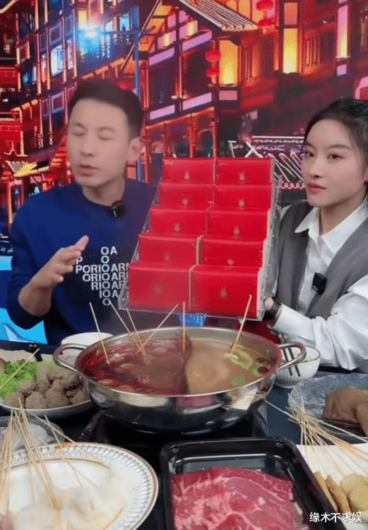 吕一|吕一离婚风波再添佐证:久无工作、除夕也不一起过,两人各玩各的