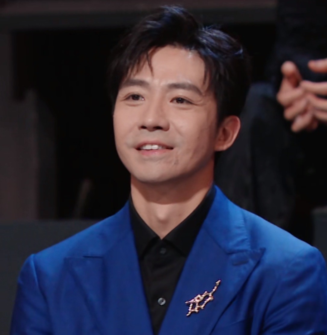 夺冠这一夜，人情冷暖、江湖地位，在陈楚生身上体现得淋漓尽致