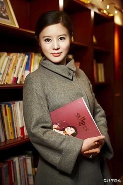 钻石 52岁“捞金女王”：隐匿47亿收入，嫁“90后”超模