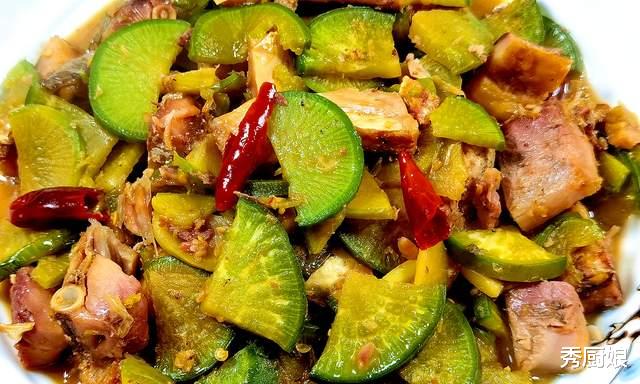 景甜|秋天,遇到这2种菜抓紧囤,晒干比新鲜的好吃,做咸菜,炖肉贼香