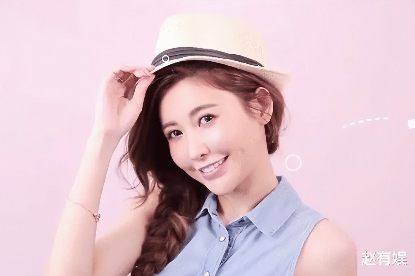 简恺乐|主持人简恺乐:能嫁给丈夫是我的幸运!他很大度不嫌弃我的过去