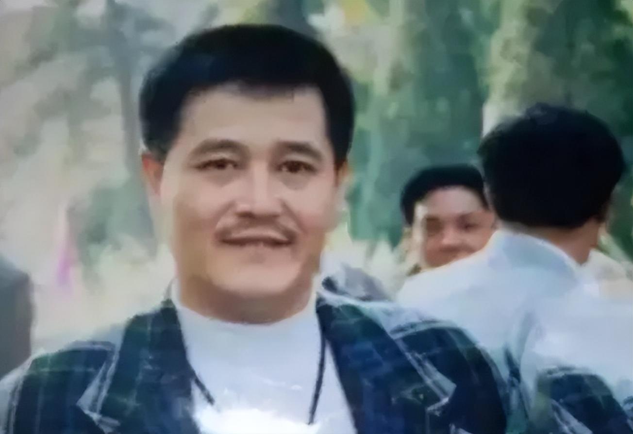 赵本山背后靠山大曝光，他在东北无人敢碰，全凭两位贵人照拂