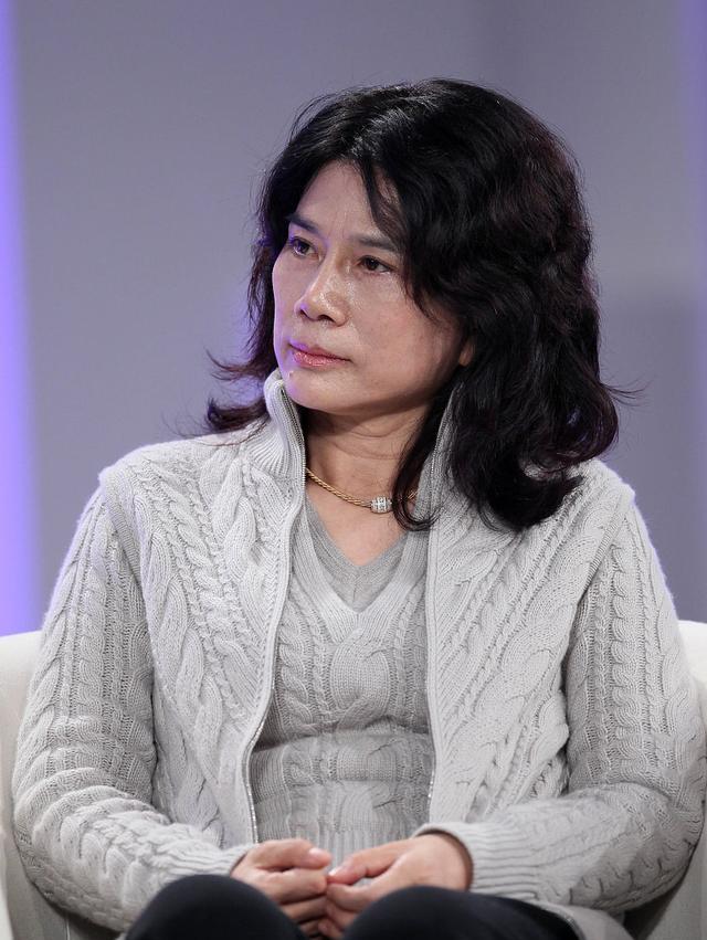 |格力孟羽童互撕再升级,年轻人不讲武德,点燃格力10万火药桶?