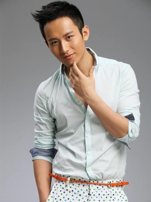 娱乐圈|看了当红明星“判若两人”旧照，才明白资本造星的力度，有多强