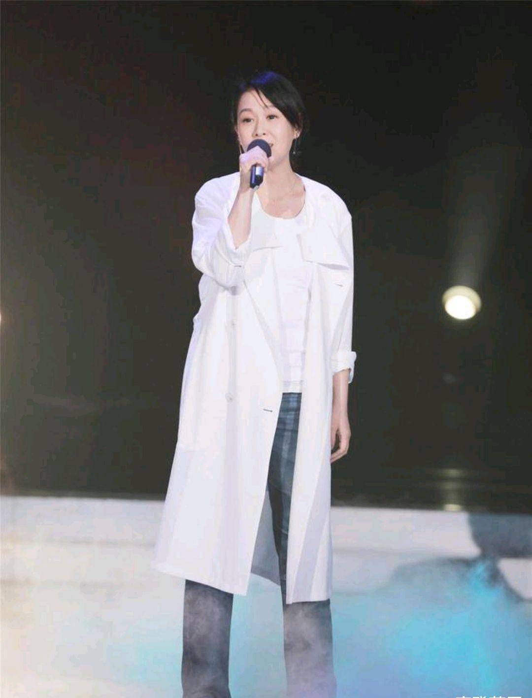 娱乐圈|表面是艺人,实际背景通天的10位女星,她们最不怕的就是潜规则