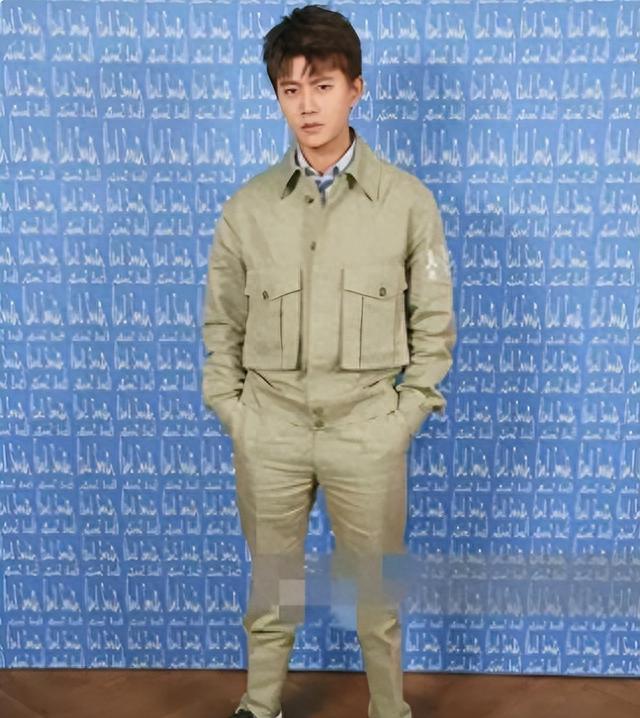 美男？假的！4位靠角色滤镜成男神的演员，颜值个个都经不起推敲