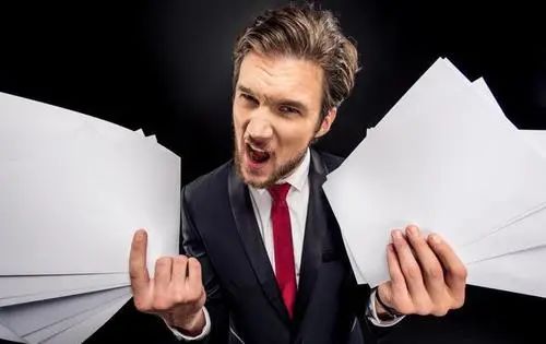 领导逼走你的8大套路