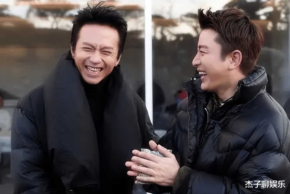 邓超抑郁症事件持续发酵,原来一切都有迹可循,表姐身份引质疑