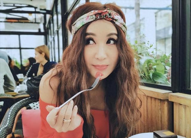 “不老女神”是假的!离开滤镜不忍直视,生图揭露人间真实!