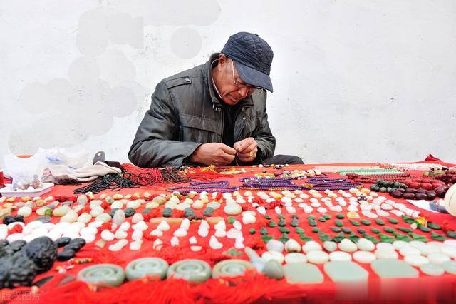 到现在你还分不清假玉石和劣质玉石?不知道的人早晚会被骗