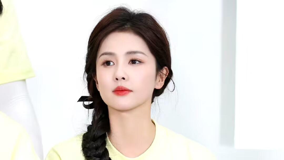 小S|奔跑吧：导演偏心into1男团太明显，收视率创新高为啥网友不买账