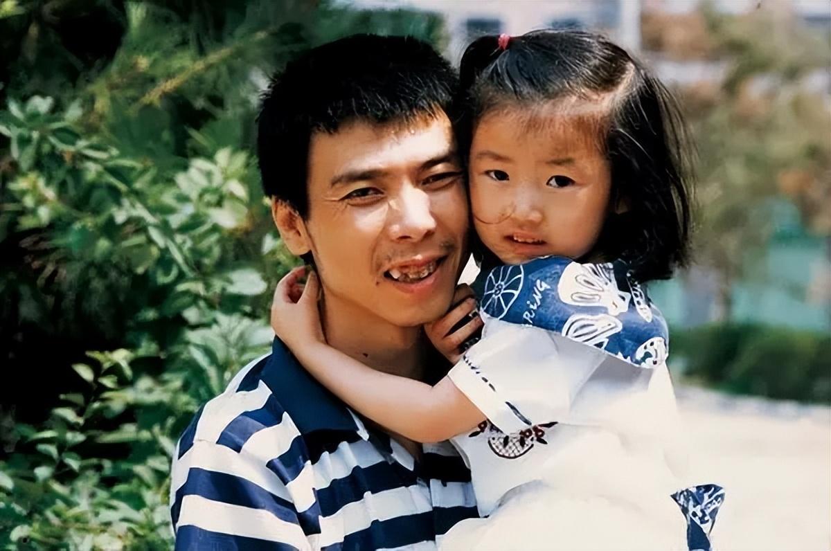 冯小刚怒骂李晨“滚出娱乐圈”,李晨霸气回怼让冯小刚哑口无言