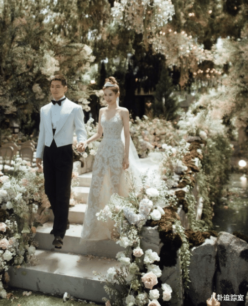 何超莲|何超欣称不知何超莲结婚,何猷君内涵何超莲胞弟,赌王宠幸表曝光