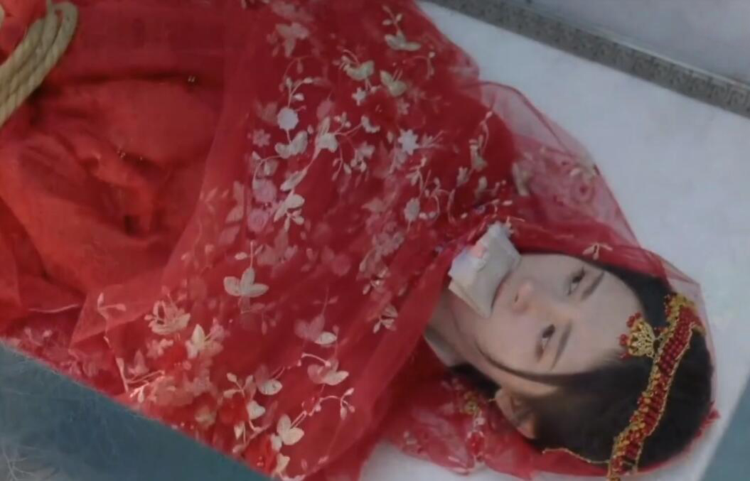 同样是演“被绑架”，把杨紫、鞠婧祎等人放一起看，差距就出来了