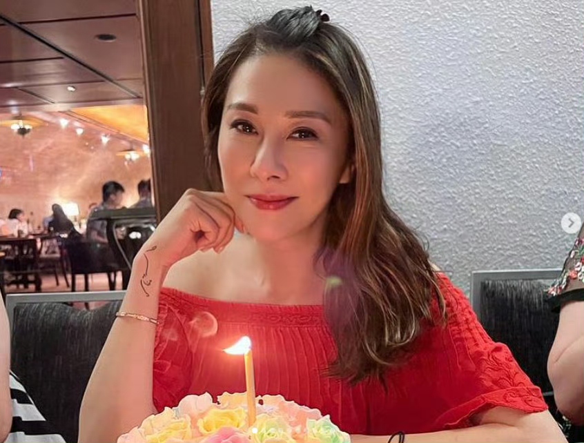 香港女星黎淑贤在家中烧炭轻生,警方正在调查事件原因