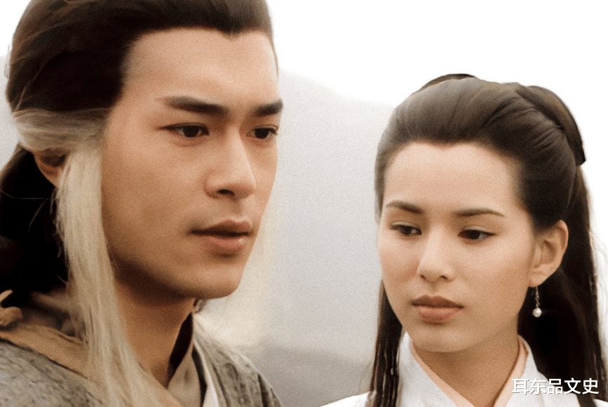 郭襄明知杨过有妻子,为何还要追他,你看小龙女掀开衣衫时说了啥