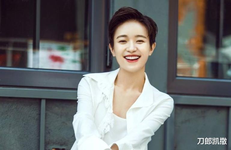 焦俊艳|焦俊艳，没拿过影后，却是观众口中的真“影后”