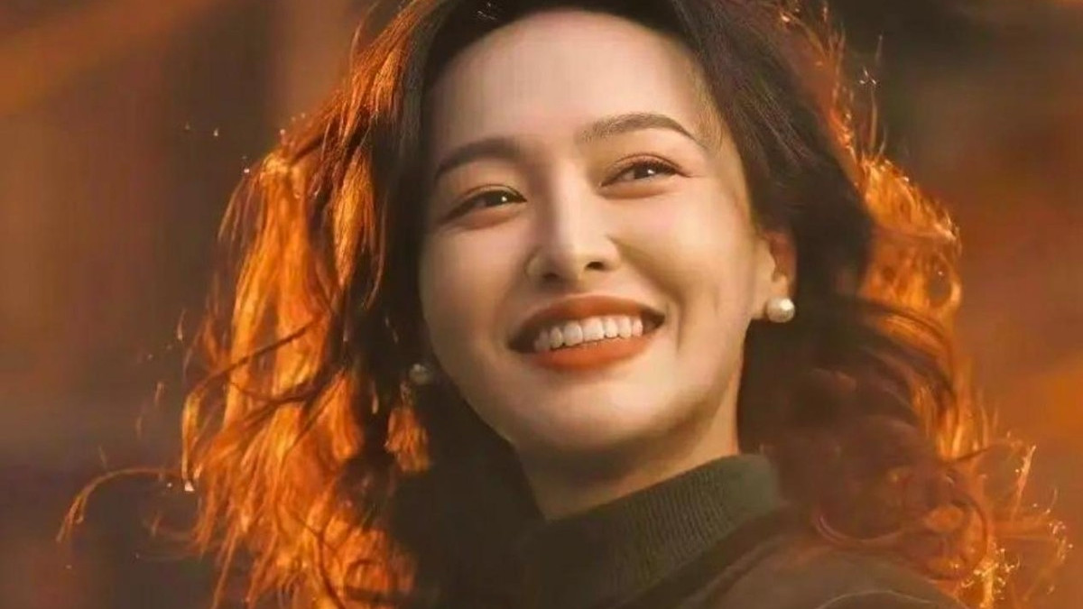 唐嫣刚火一个月，罗晋又甩出硬核王炸剧，仅播2集就拿下收视冠军