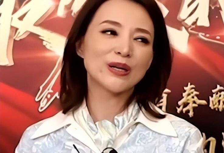 “央视一姐”到“查无此人”，49岁的董卿，终于落到今天这一下场