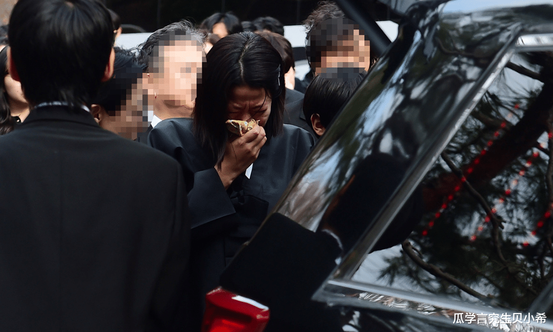 李善均死前与情妇金南熙录音曝光,影帝被夜店姐妹花玩弄于股掌,愚蠢又可悲