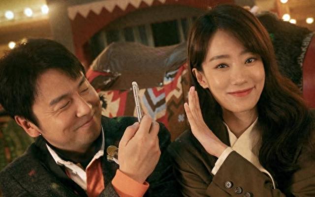 爆红到“打回原形”,高叶只用半年,终是步了张小斐的后尘!